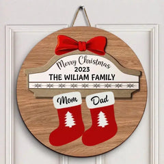 MY FAMILY CHRISTMAS DOOR SIGN - PERSONALIZED CUSTOM DOOR SIGN - CHRISTMAS GIFT FOR FAMILY MEMBERS