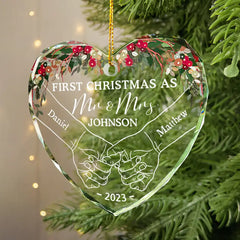 Holding Hands First Christmas Couple - Personalized Circle Glass Ornament